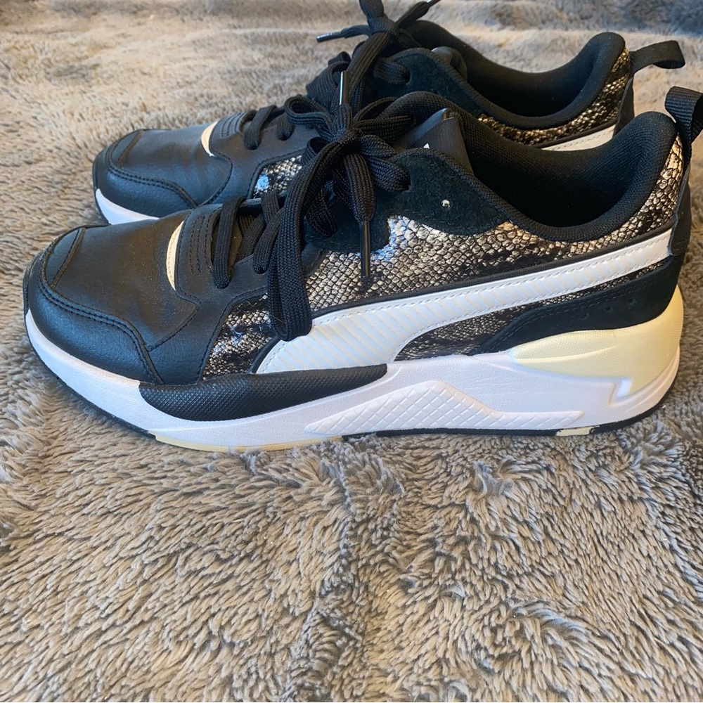 Puma X-Ray Reptile Black/Gold Sneakers